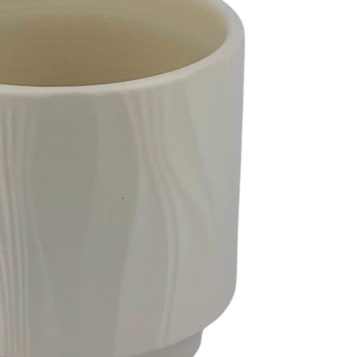 أصيص زرع سيراميك بتصميم خطوط ناعمة