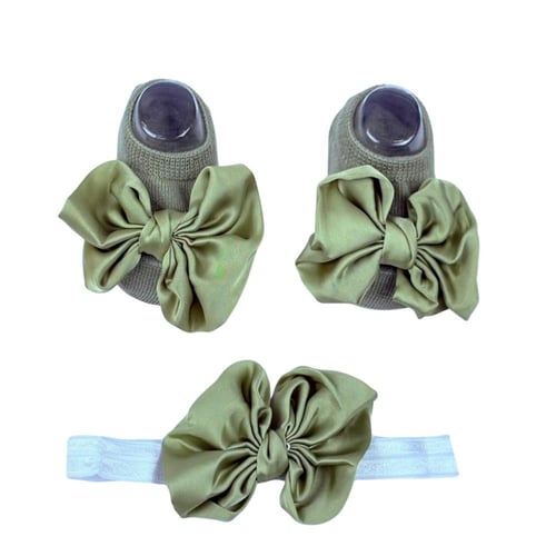 طقم شرابات وربطة شعر أطفال بفيونكة ساتان