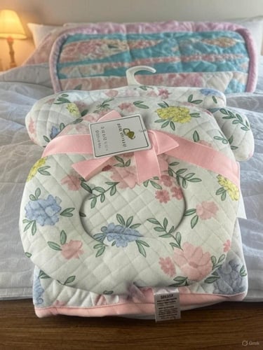 طقم لحاف مبطن ووسادة للرضع