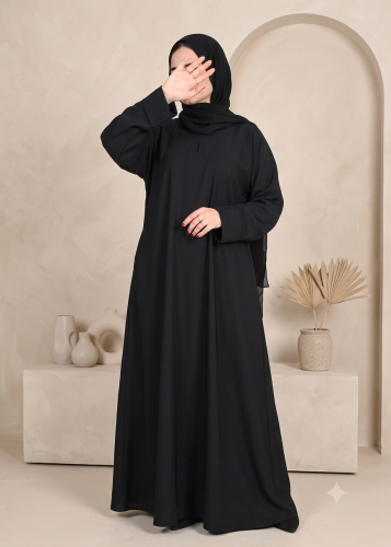 عباية إنترنت سوداء مغلقة وبأكمام مصفوطة مع طرحه