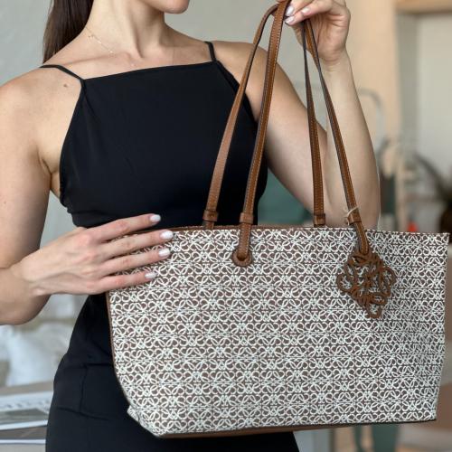 Loewe | لويفي