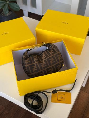 فندي | FENDI