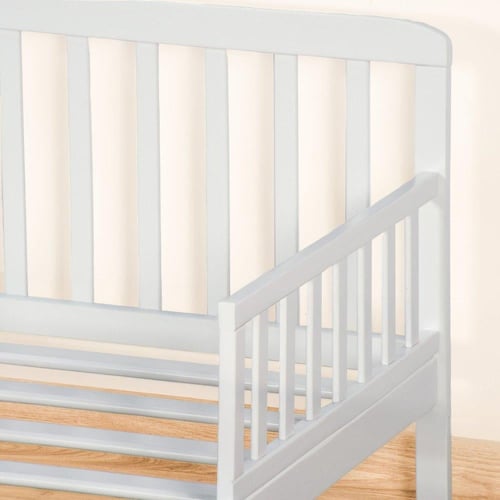 سرير أطفال ابيض بحواجز 75*135