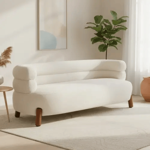 كنبة مودرن ثلاثية كريمي – تصميم فاخر بلمسات ناعمة