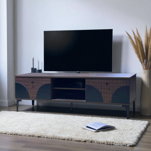 طاولة تلفاز خشبية مودرن بتصميم هندسي – أناقة مبتكر...