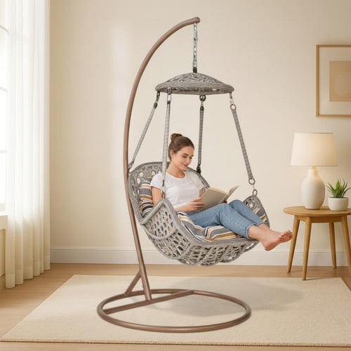 أرجوحة معلّقة مودرن بتصميم شبكي رمادي ووسادة مريحة