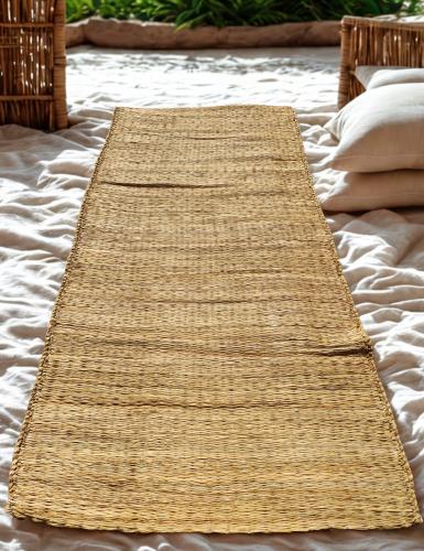 دقيل فرشة خوص