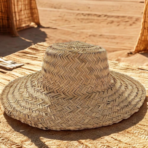 طاقية خوص بيضاء