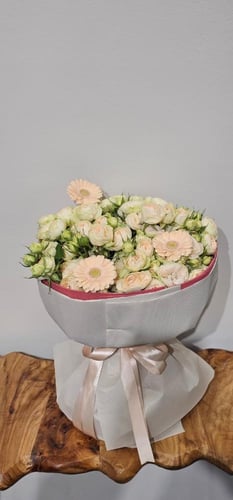 بوكيه لؤلؤة المشمش