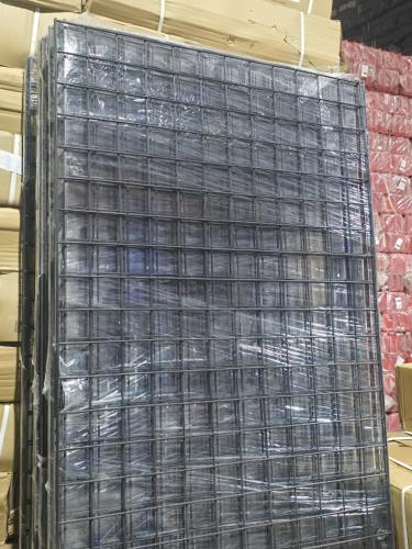 شبك حائط اسود