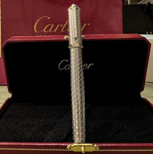 قلم كارتير دومو فضي منقوش D14
