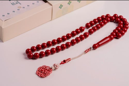 مسباح بكلايت احمر مع طرابزونة