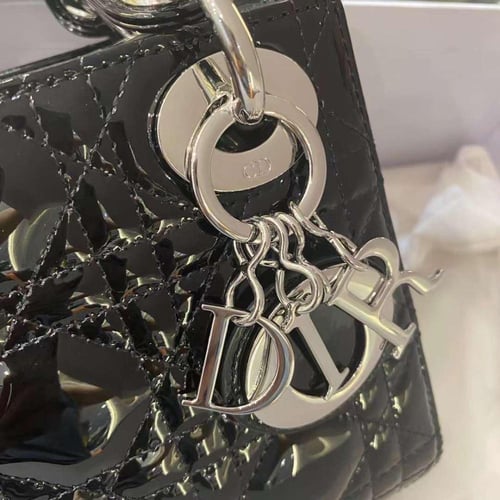 ليدي ديور مقاس 20 سم .