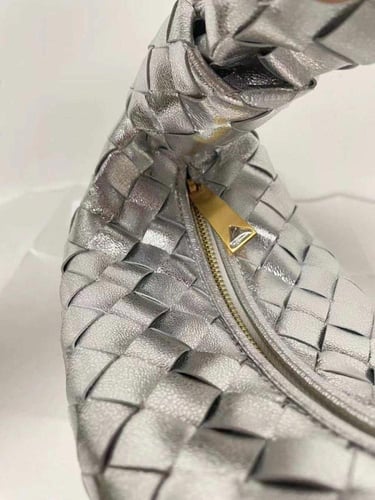 بوتيقا Jodie مقاس 23cm