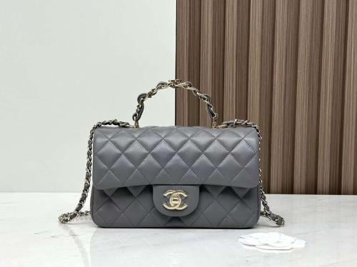 شانيل 23 K مقاس 20 سم