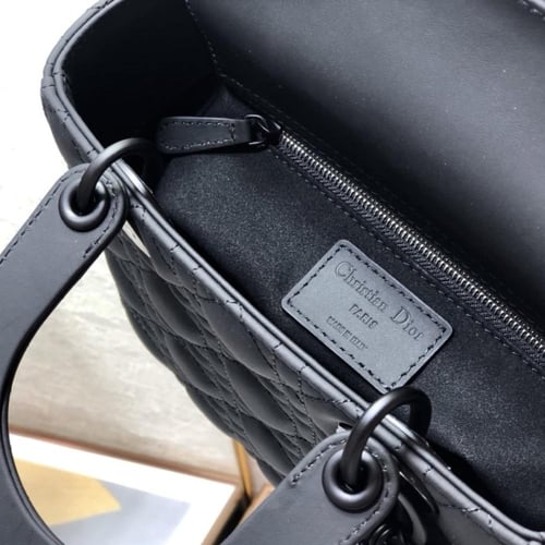 ليدي ديور مقاس 20 سم