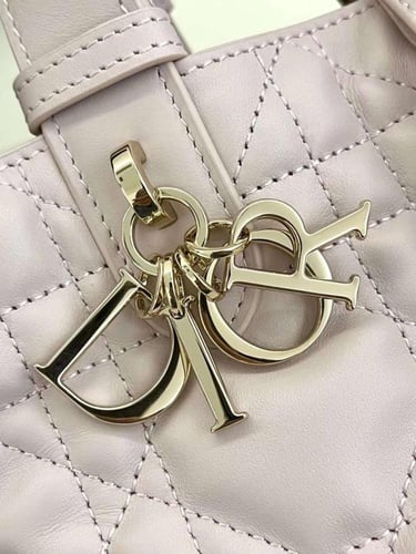 ديور TOUJOURS مقاس 23.5cm