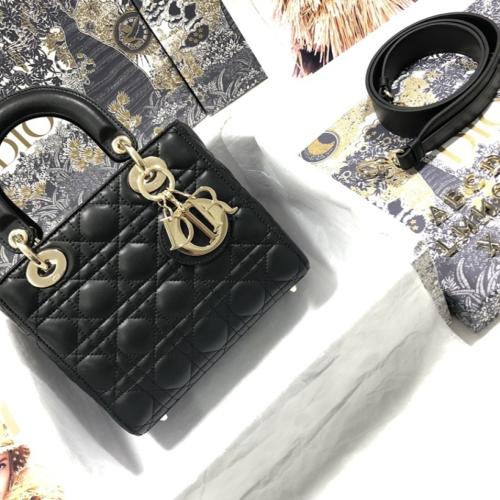 ليدي ديور مقاس 20 سم