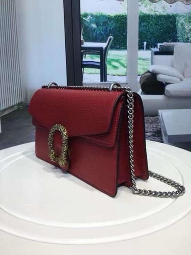 قوتشي ديونيسوس مقاس 28 سم