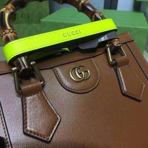 قوتشي ديانا مقاس 20سم