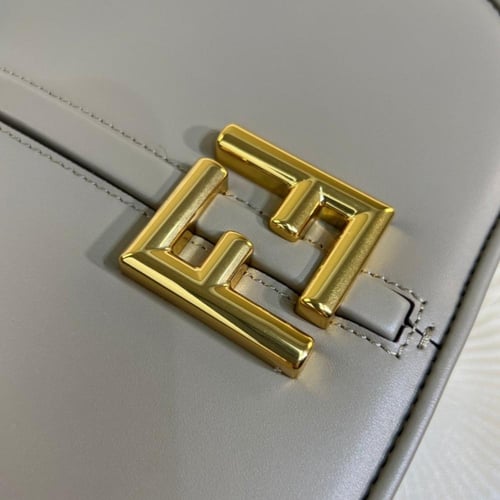 فندي C’mon Mini مقاس 21cm