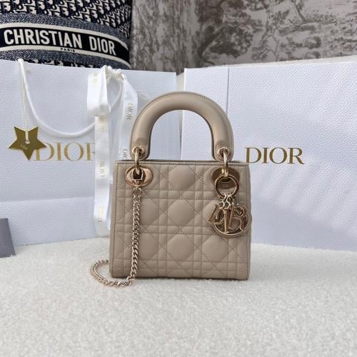 ميني ليدي ديور مقاس 17 سم