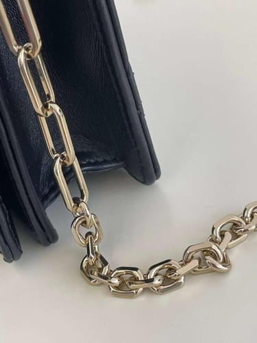 ديور كلاتش 24 سم