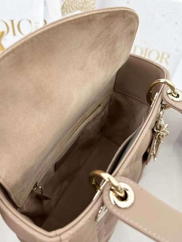 ليدي ديور مقاس 20 سم