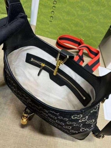 قوتشي جاكي مقاس 27 سم