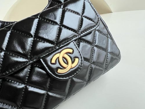 شانيل هوبو مقاس 19 سم