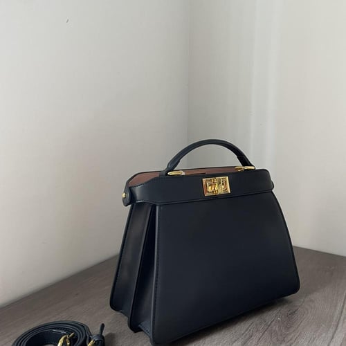 فندي Peekaboo مقاس 27 سم