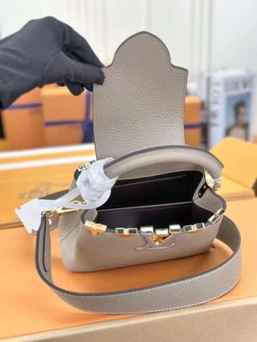 لوي فيتون كابسين ميني 21 سم