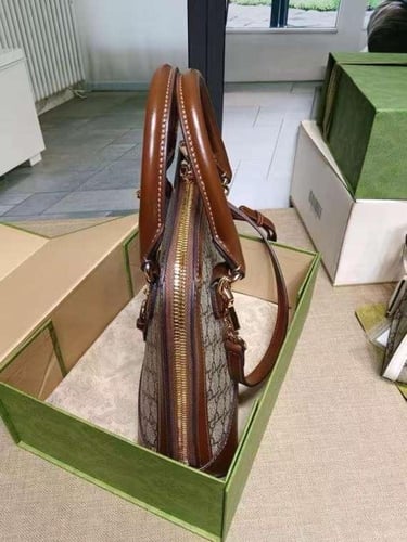 قوتشي هورسبيت هندل مقاس25 سم