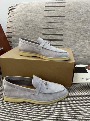 شوز لوربيانا