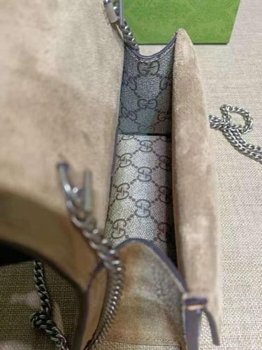 قوتشي ديونيسوس هاندل مقاس 18 سم