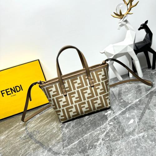 فندي mini Roll مقاس 15.5cm