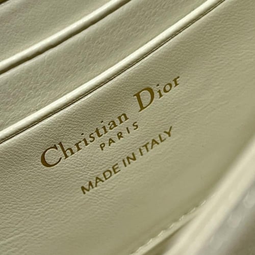 ليدي ديور كلاتش ﻿مقاس 21 سم