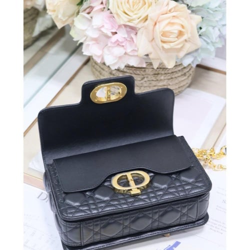 ديور Jolie مقاس 22 سم.