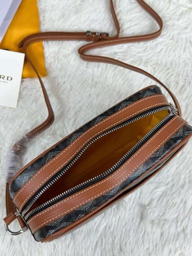 جويارد كروس بدي