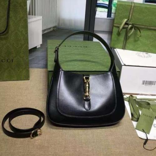 قوتشي جاكي مقاس 27 سم