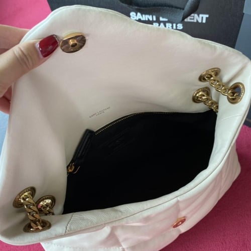 سان لوران loulou puffer مقاس 29cm