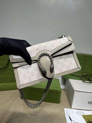 قوتشي ديونيسوس مقاس 25 سم