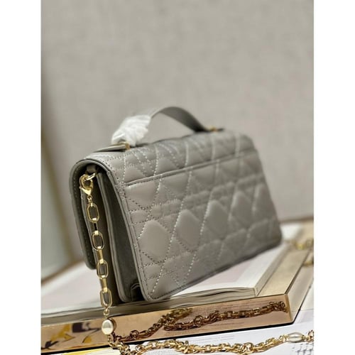 ليدي ديور كلاتش مقاس21 سم