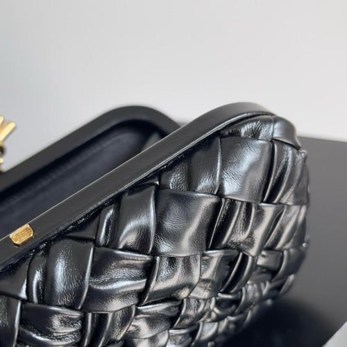 بوتيقا Knot مقاس 20cm.