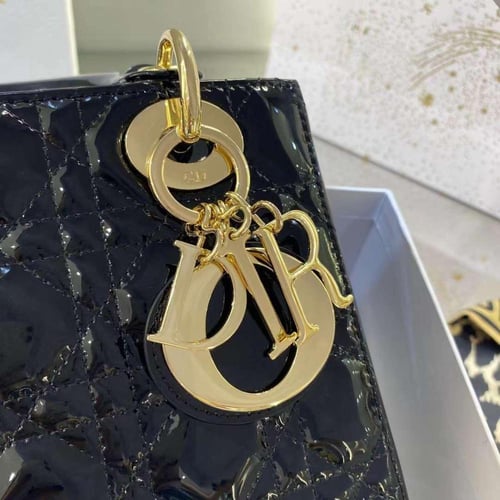 ليدي ديور مقاس 20 سم .