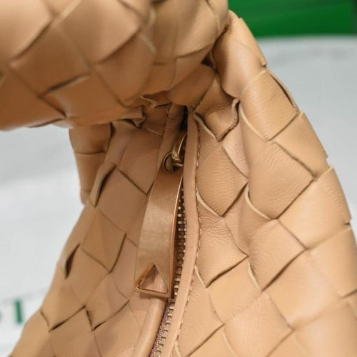 بوتيقا Jodie مقاس 23cm