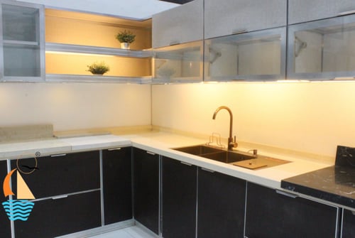 مطبخ المنيوم قطاع خاص مع درف دبل فرمايكا مع سطح رخ...