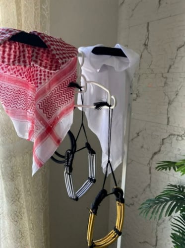 بشت وعقال للاطفال بالأسم