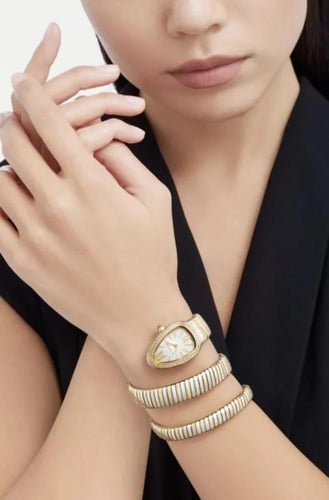 ساعة الافعى الأكثر اناقه