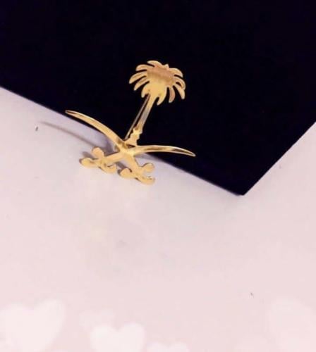 بروش السيفين والنخله المطلي بالذهب او الفضة